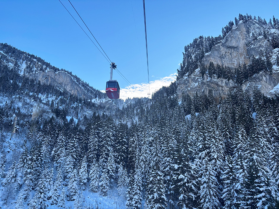 Luftseilbahn Elsigbach-Elsigenalp Winter